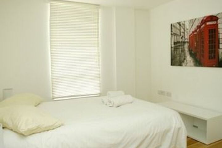 Room 13 of 29