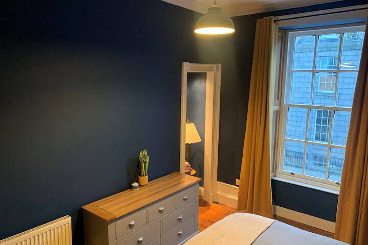 Room 3 of 30