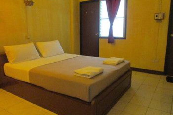 Room 30 of 61