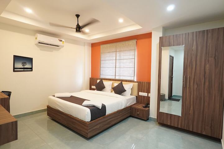 Room 46 of 63
