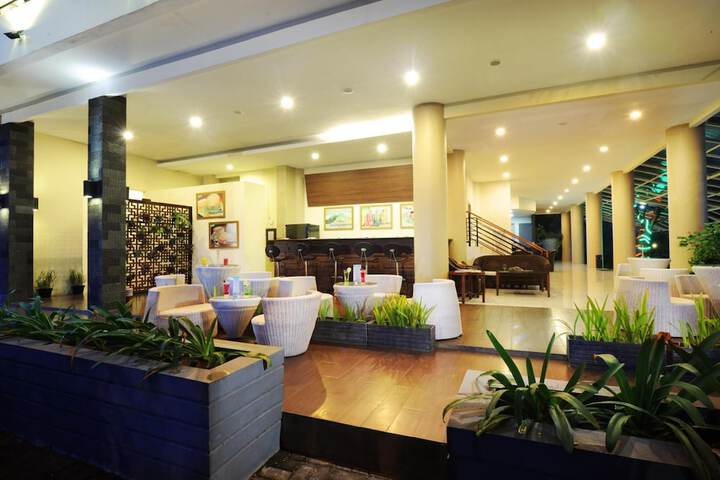 Hotel Interior 3 of 39