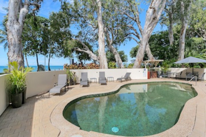 Pool 55 of 75