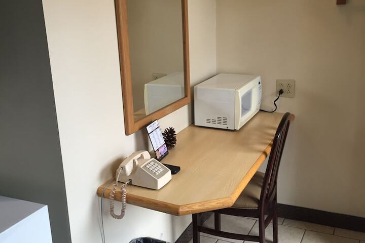 Room 40 of 67