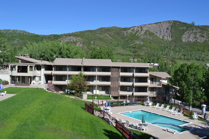 Hotel 35 of 40