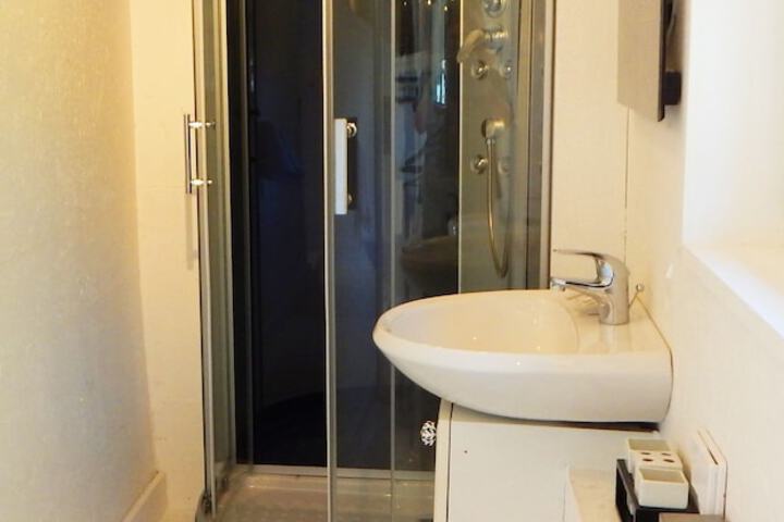 Room 20 of 55