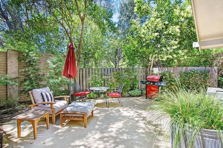 Terrace/Patio 34 of 63