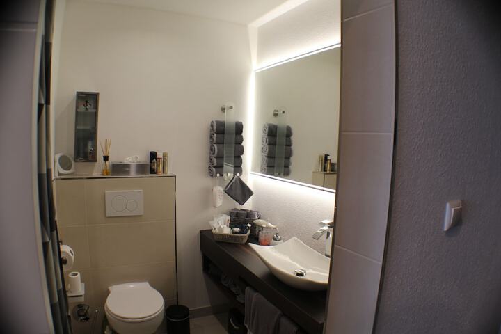 Room 31 of 37