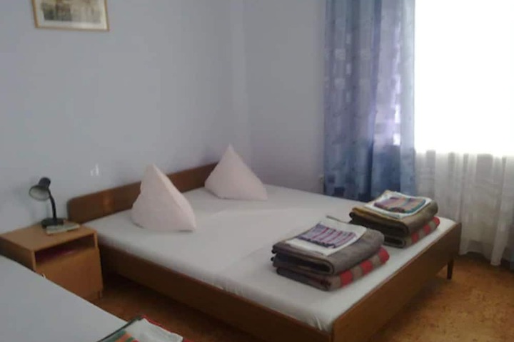 Room 5 of 26