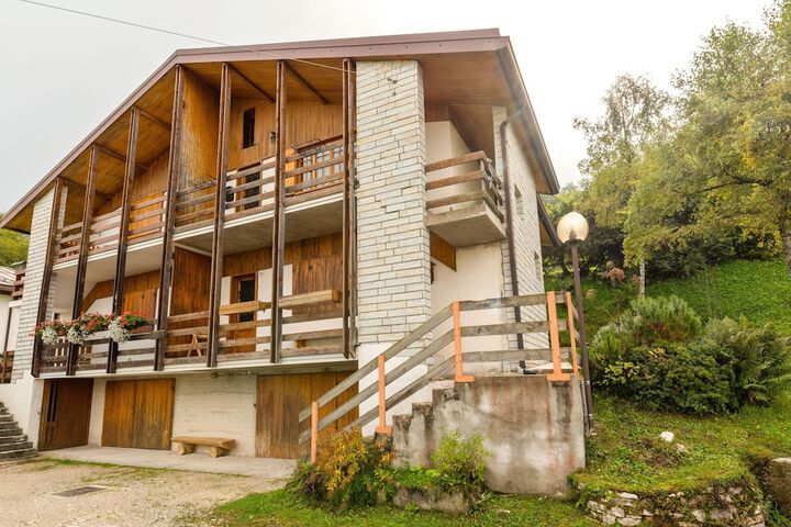 Belvilla by OYO Chalet Nevegal in Belluno