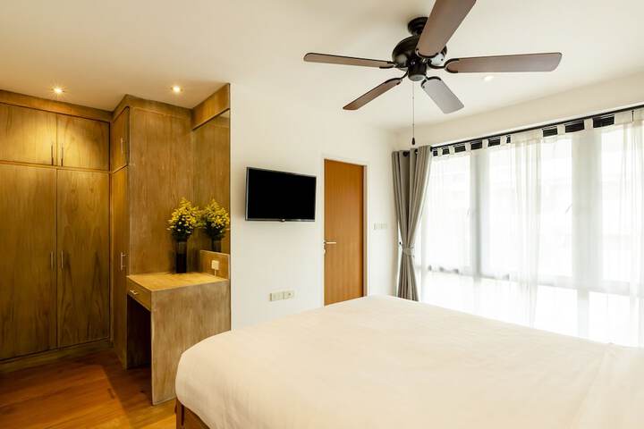 Room 30 of 111