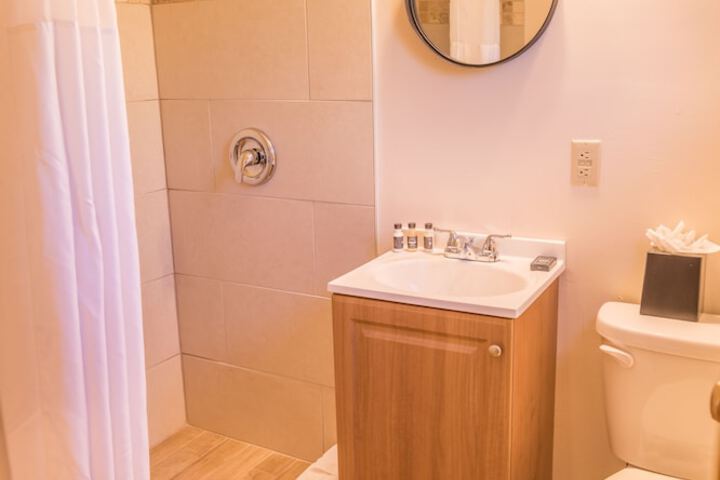 Bathroom shower