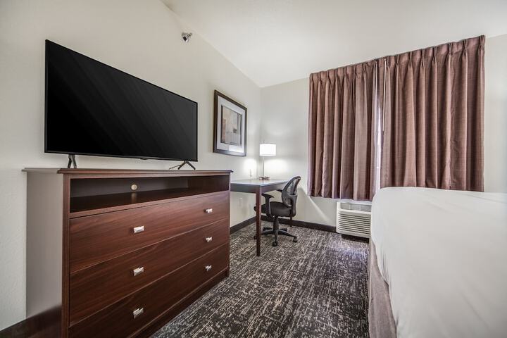 Room 25 of 73