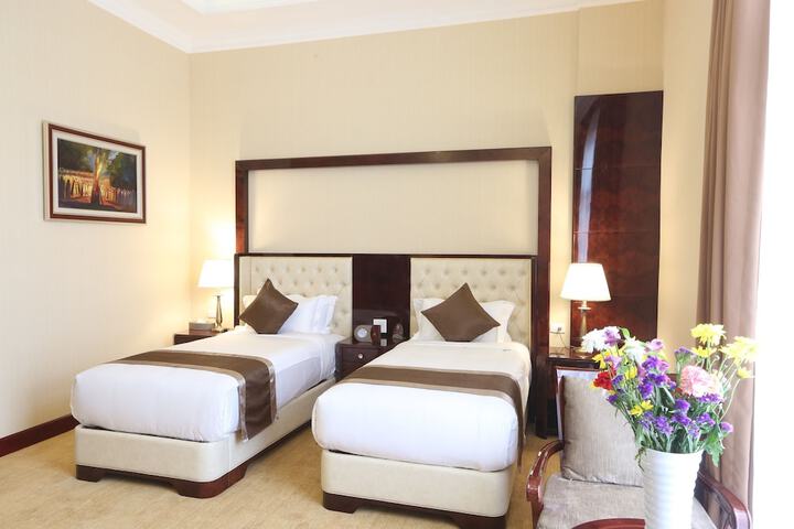 Room 9 of 71