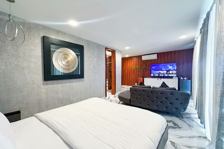 Room 31 of 121