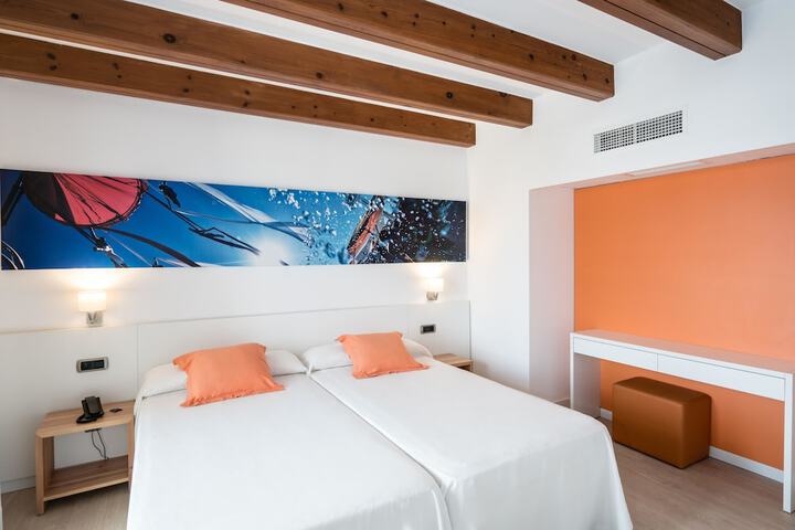 Room 18 of 62