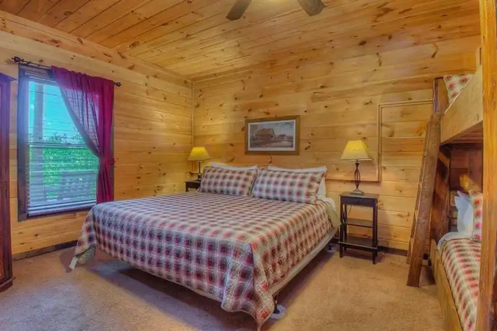 Room 6 of 21