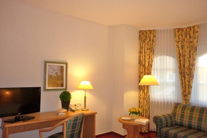 Room 11 of 52