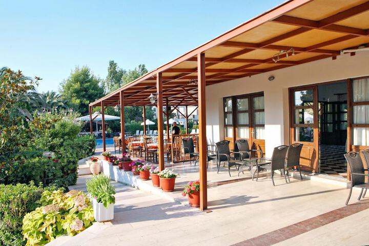 Terrace/Patio 17 of 35