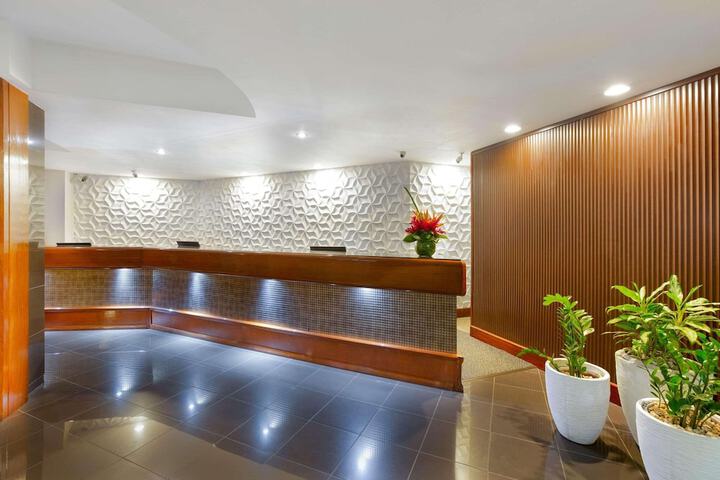 Guest Lobby