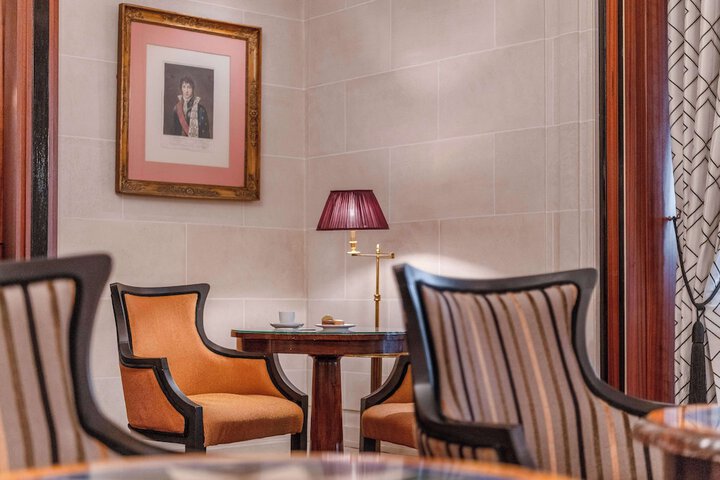 Guest Lobby