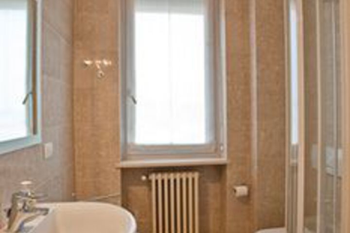 Room 2 of 12