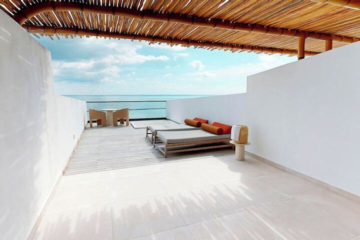 Terrace/Patio 66 of 136