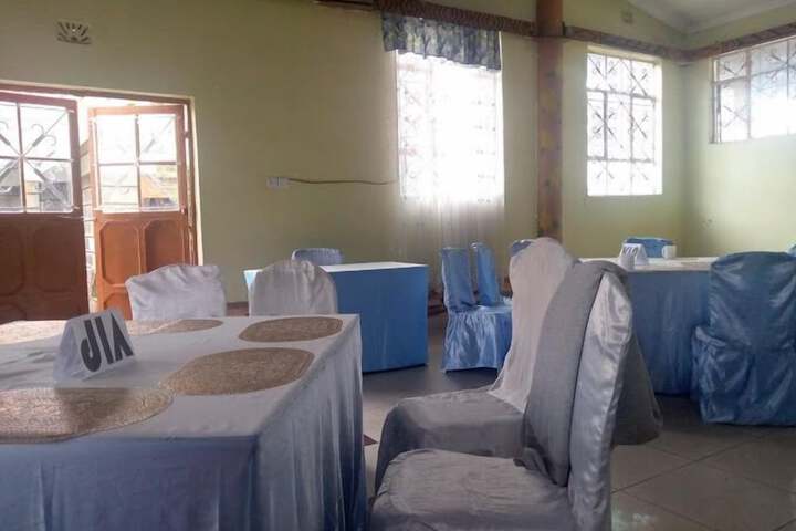 Ballroom/Hall 39 of 68
