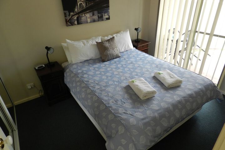 Room 10 of 43