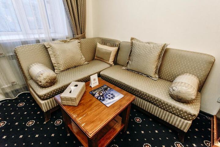 Room 10 of 54