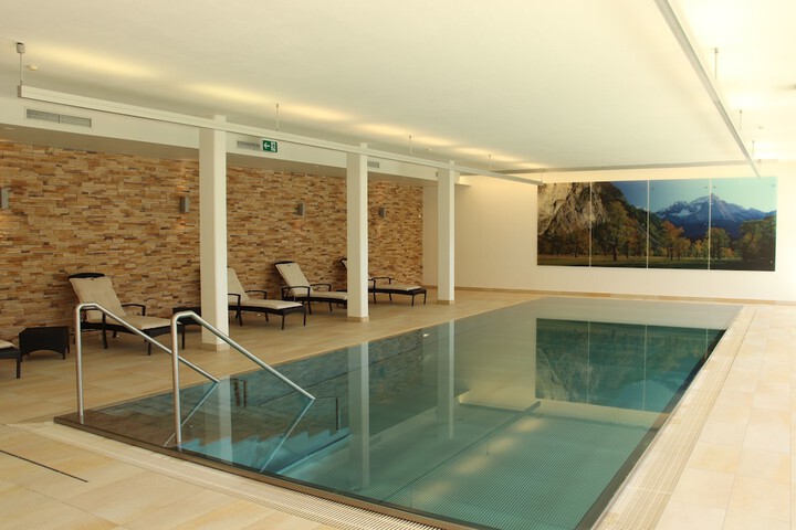 Pool 38 of 58