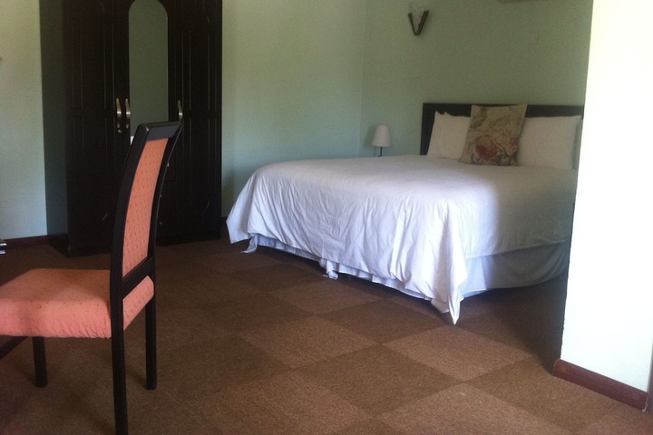 Room 8 of 22