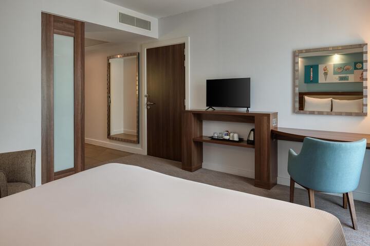 Room 21 of 52