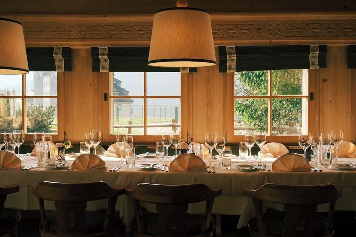 Dining 182 of 208