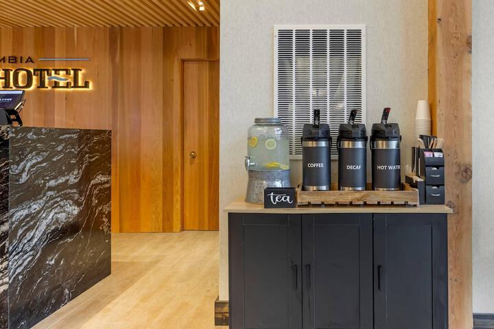 Hotel Interior 6 of 79