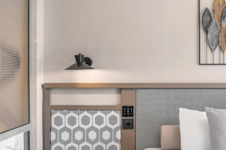 Room 67 of 190