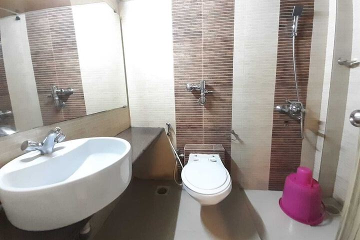 Bathroom Interior Photo