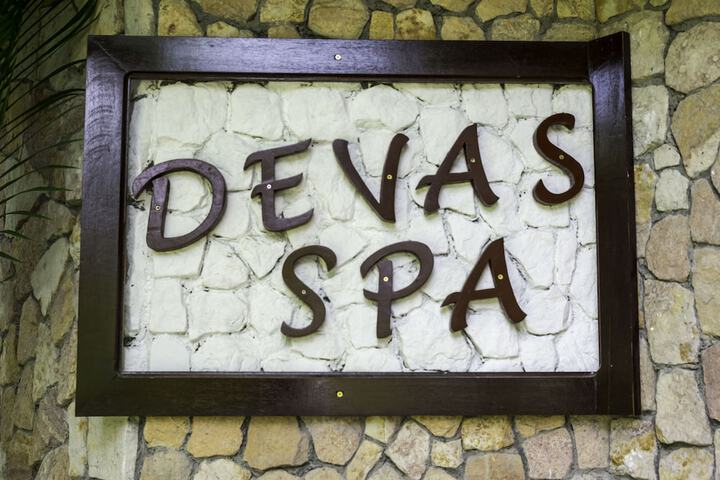 Spa 75 of 147