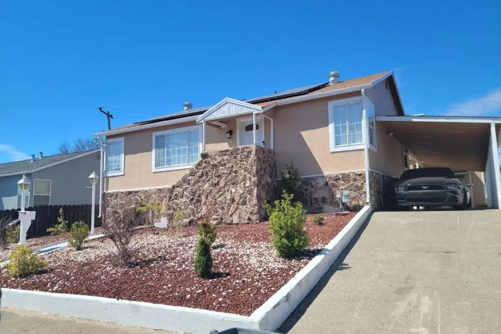 Adorable studio in Vallejo