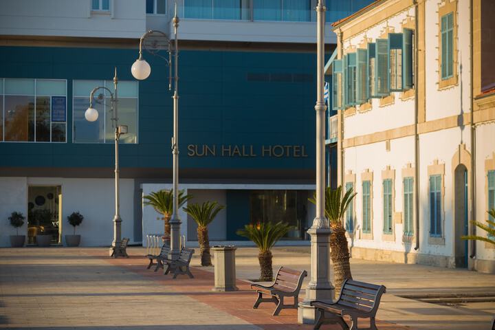 Hotel 64 of 69