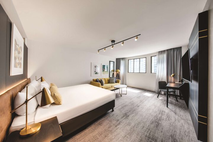 Room 22 of 54
