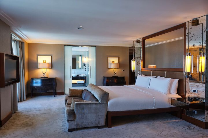 Room 49 of 130