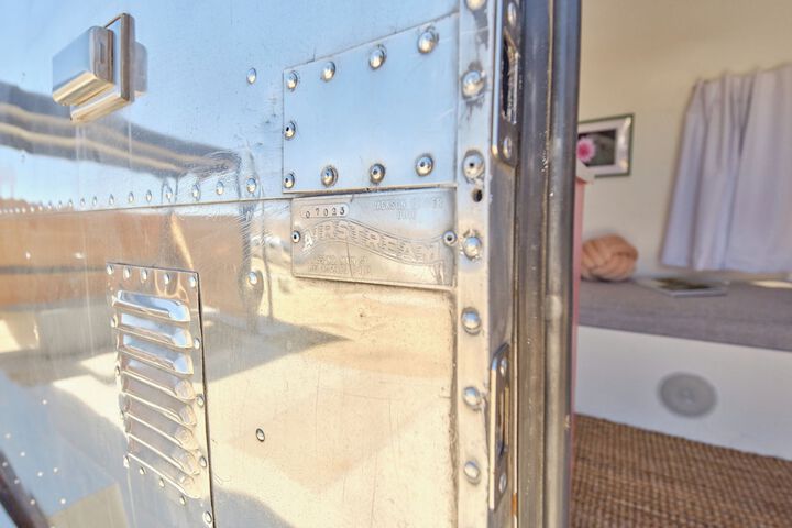 Standard Studio 1 Queen Bed (38 of 57)