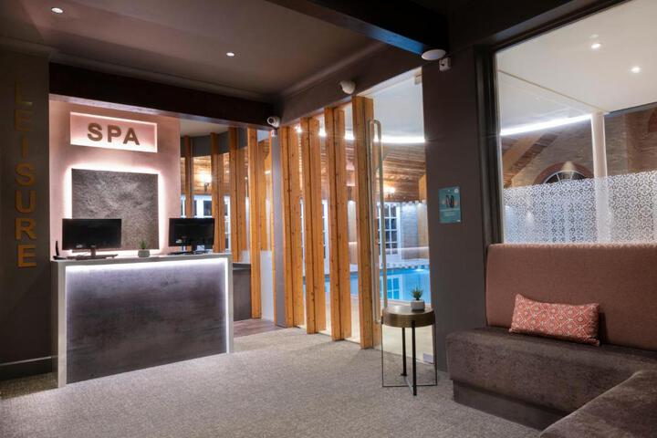 Spa 8 of 23