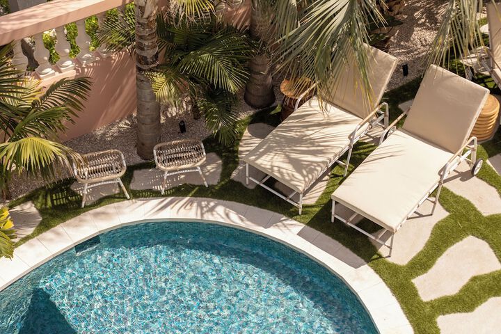 Pool 106 of 121