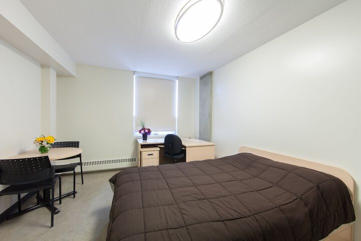 Room 10 of 81
