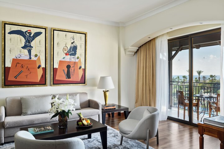 Room 40 of 90