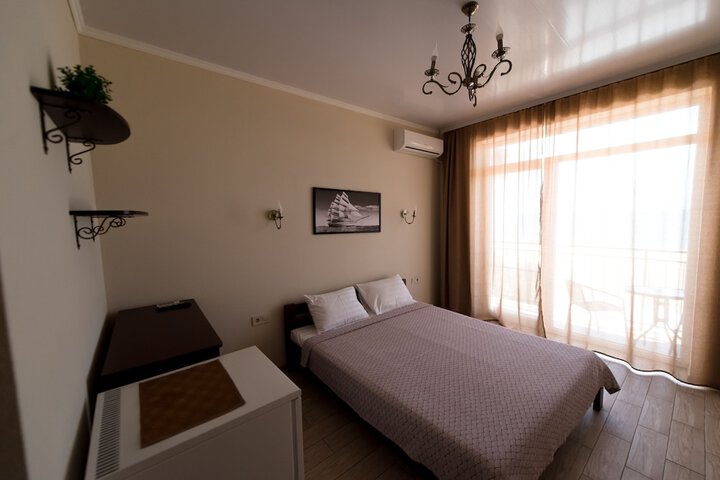 Room 41 of 43