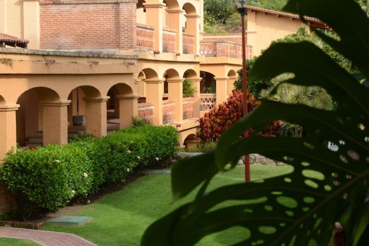 Exterior Photo