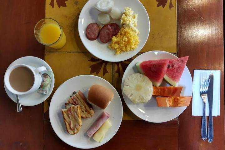 Breakfast meal