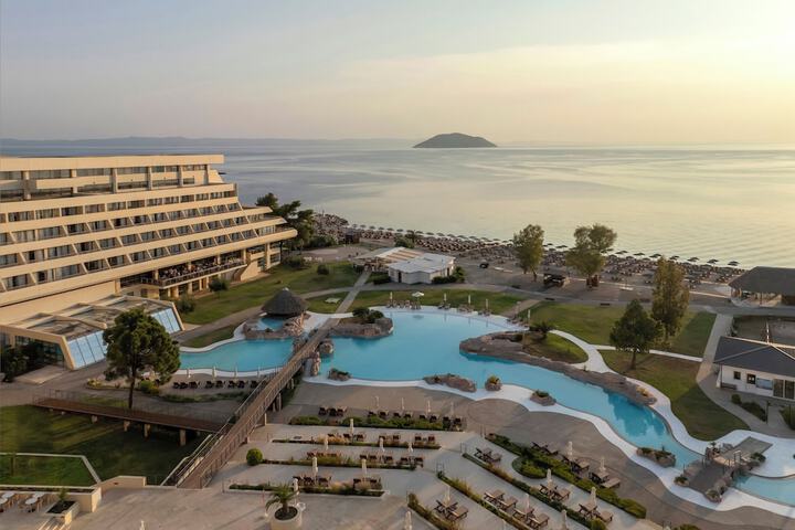 Hotel 95 of 99
